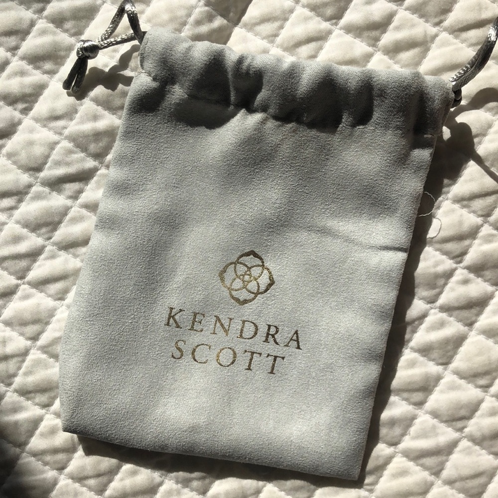 Kendra Scott jewelry pouch